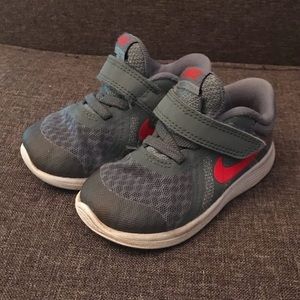 Nike Revolution toddler sneakers